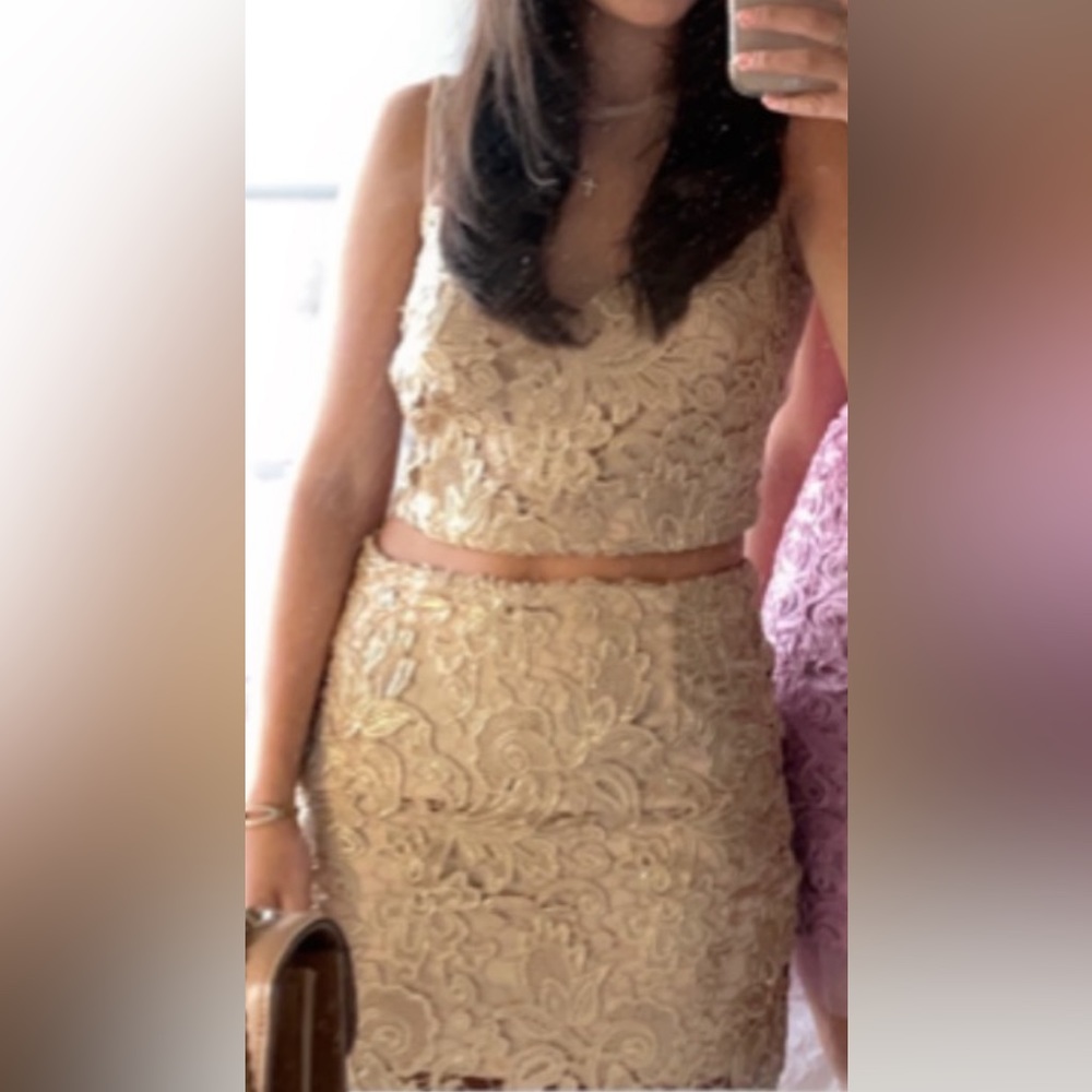 2 piece gold set